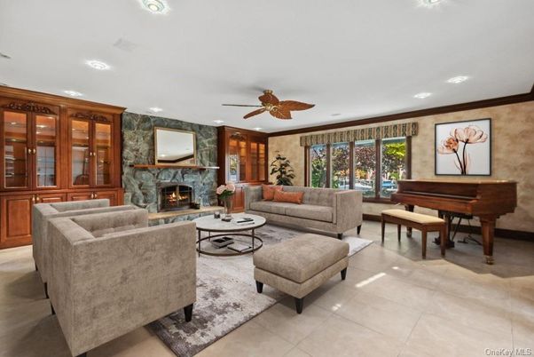 Fireplace, Interior, Living room, Piano, Recessed Lighting
