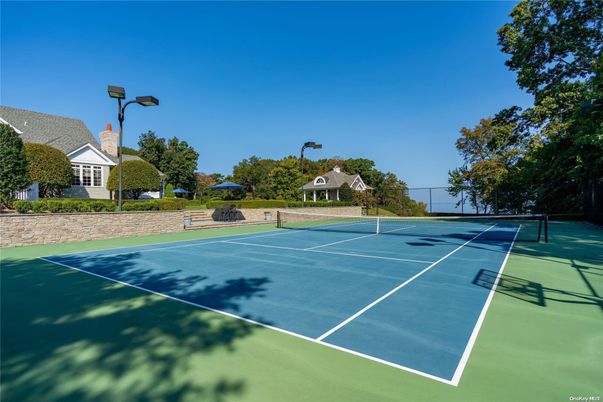 Exterior, Tennis Courts