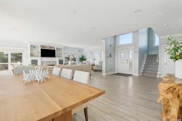 Dining room, Interior, Living room, Recessed Lighting, Wood Texture Flooring