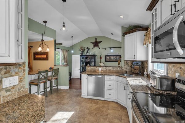 Interior, Kitchen, Pendant Lights, Recessed Lighting