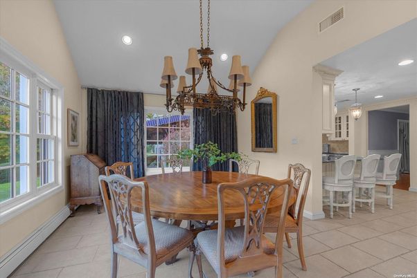 Chandelier, Dining room, Interior, Pendant Lights, Recessed Lighting