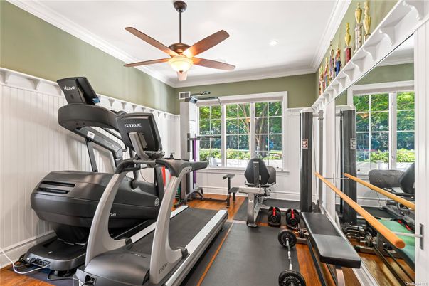 Fitness Equipment, Interior, Recessed Lighting, Wood Texture Flooring