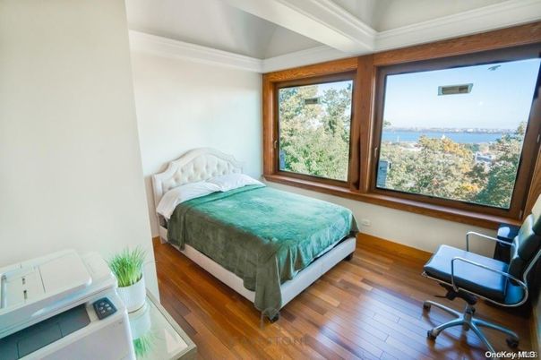 Bedroom, Interior, Water, Wood Texture Flooring