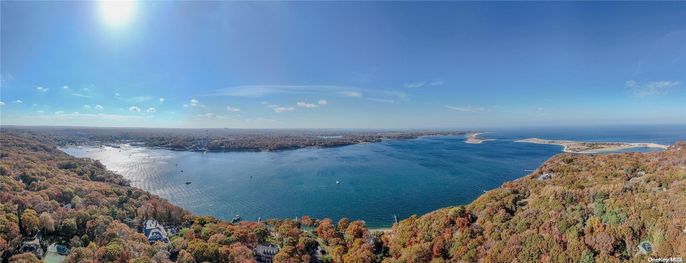 Exterior, Lake