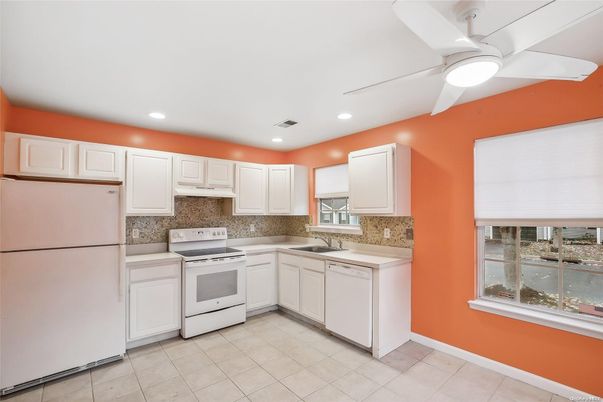Interior, Kitchen, Recessed Lighting