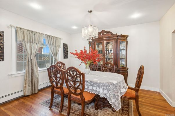 Chandelier, Dining room, Interior, Recessed Lighting, Wood Texture Flooring