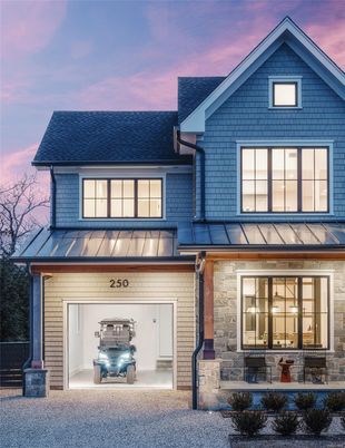 Attached, Exterior, Facade, Farmhouse