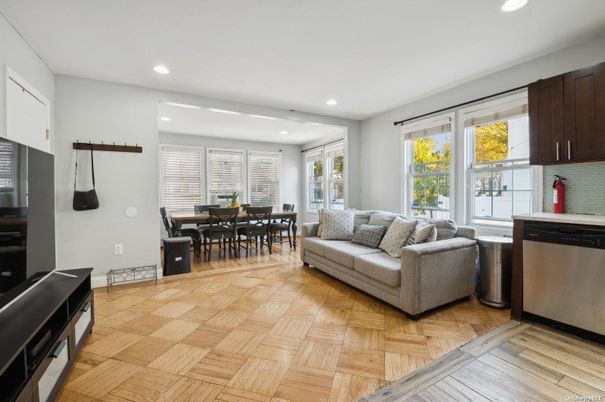 Dining room, Interior, Living room, Recessed Lighting, Wood Texture Flooring