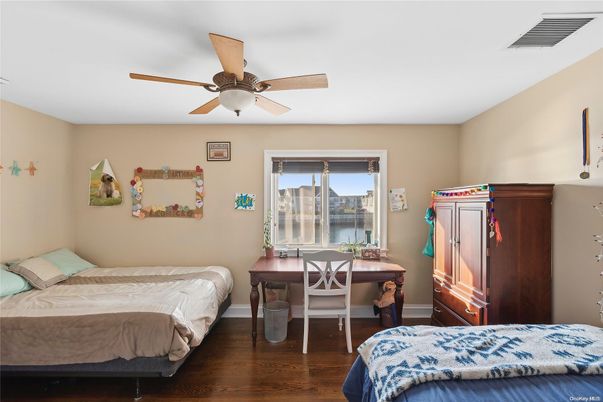 Bedroom, Home Office, Interior, Wood Texture Flooring