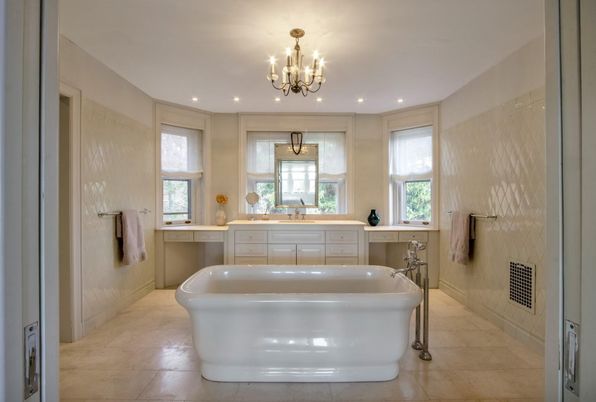 Bathroom, Chandelier, Dual Sink Vanities, Free Standing Baths, Interior, Recessed Lighting