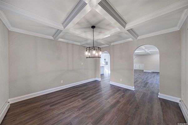 Empty room, Interior, Pendant Lights, Wood Texture Flooring