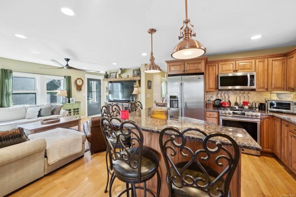 Interior, Kitchen, Living room, Pendant Lights, Recessed Lighting, Stainless Steel Appliances, Wood Texture Flooring