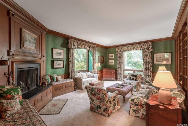 Fireplace, Interior, Living room