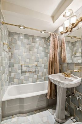 Bathroom, Interior, Stone Walls