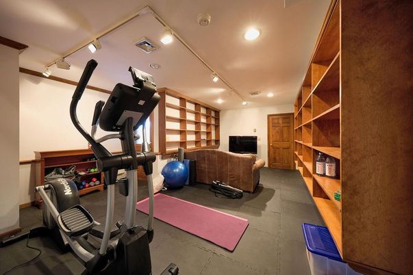Fitness Equipment, Interior, Recessed Lighting