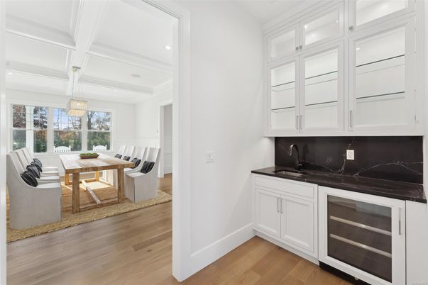 Dining room, Interior, Kitchen, Pendant Lights, Recessed Lighting, Wood Texture Flooring