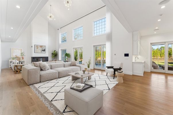 Fireplace, Interior, Living room, Pendant Lights, Recessed Lighting, Wood Texture Flooring