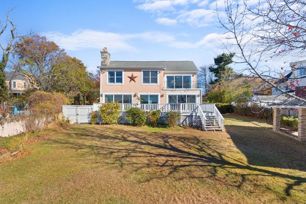 Backyard, Exterior, Facade, Georgian
