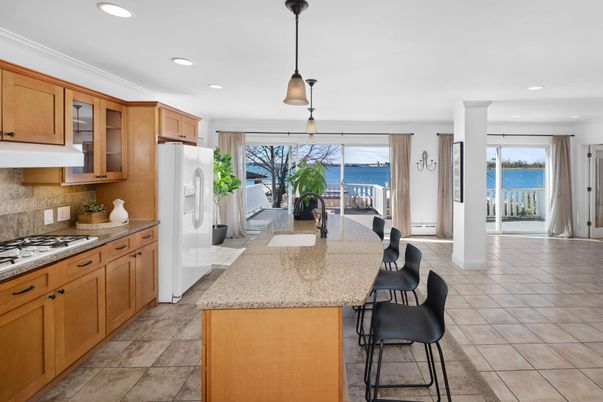 Interior, Kitchen, Pendant Lights, Recessed Lighting, Water