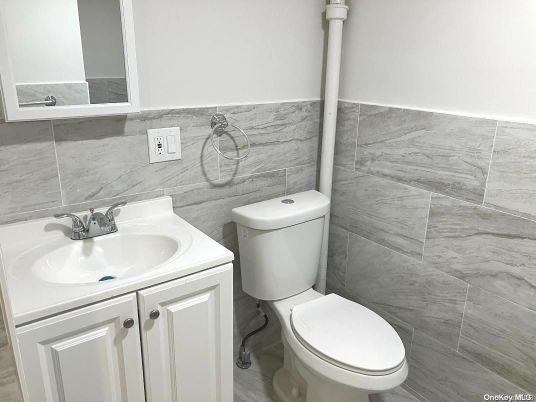 Bathroom, Interior, Marble Walls