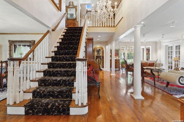 Chandelier, Interior, Living room, Recessed Lighting, Wood Texture Flooring