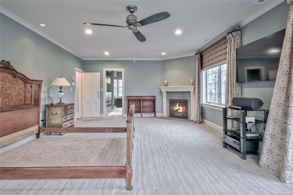 Fireplace, Interior, Recessed Lighting