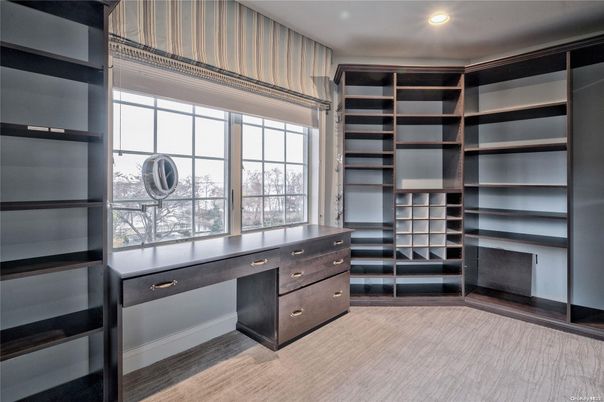 Interior, Recessed Lighting, Walk-in Closets