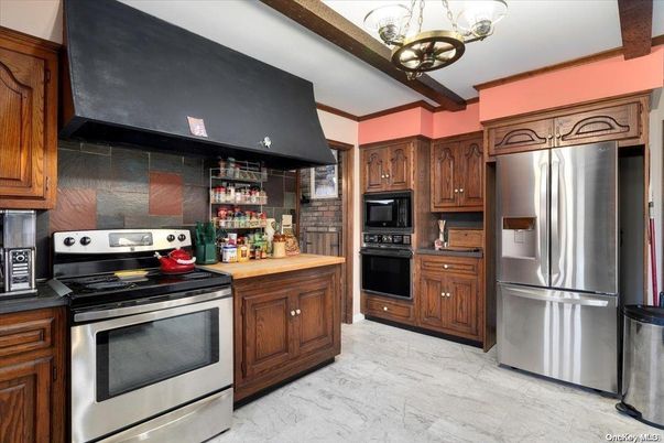 Interior, Kitchen, Marble, Stainless Steel Appliances