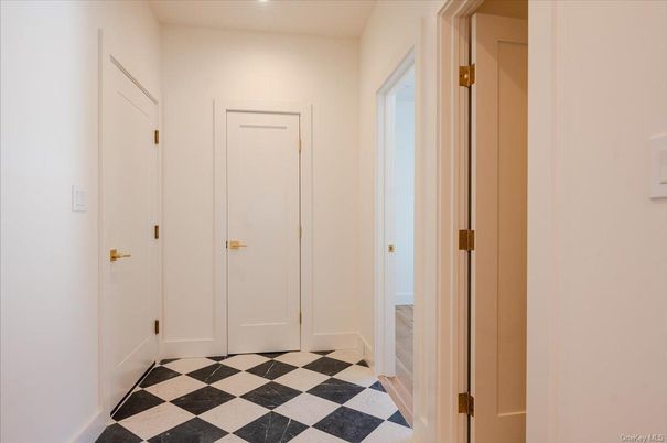 Interior, Recessed Lighting
