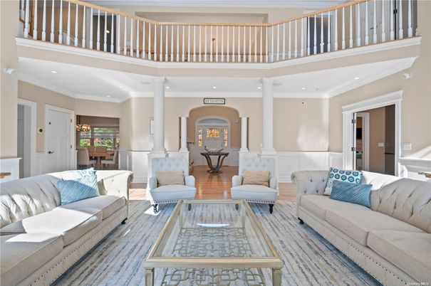 Dining room, Interior, Living room, Recessed Lighting, Wood Texture Flooring