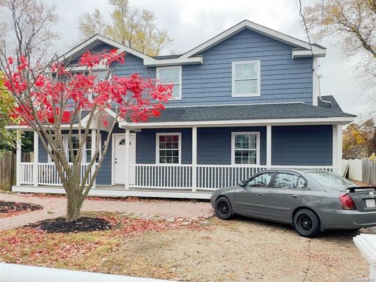 Exterior, Facade, American Craftsman