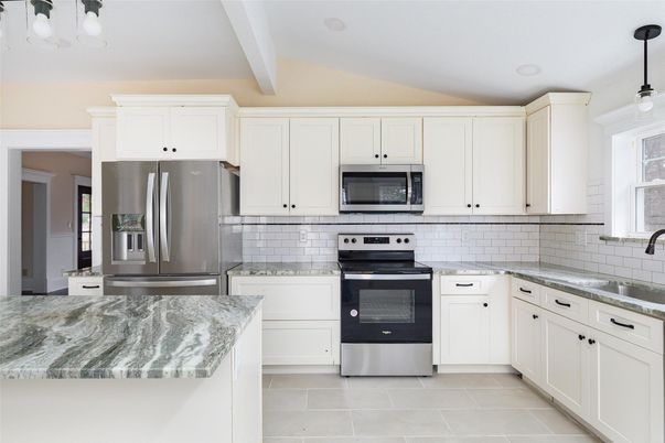 Interior, Kitchen, Pendant Lights, Stainless Steel Appliances