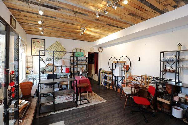 Interior, Pendant Lights, Wooden Ceilings, Wood Texture Flooring