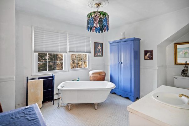 Bathroom, Free Standing Baths, Interior