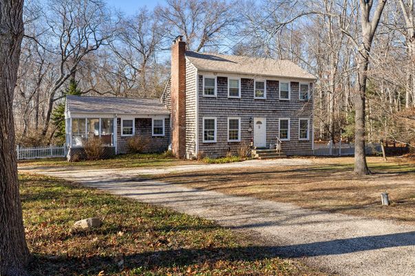 Backyard, Exterior, Facade, Georgian