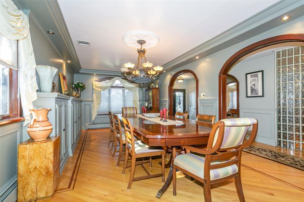 Chandelier, Dining room, Interior, Recessed Lighting, Wood Texture Flooring