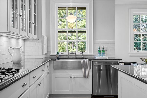 Interior, Kitchen, Pendant Lights, Stainless Steel Appliances