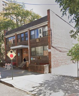 Exterior, Facade, Brick Facade, Rowhouse
