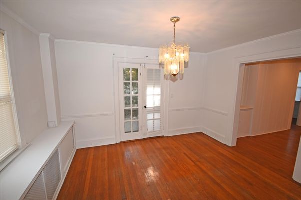 Chandelier, Empty room, Interior, Wood Texture Flooring