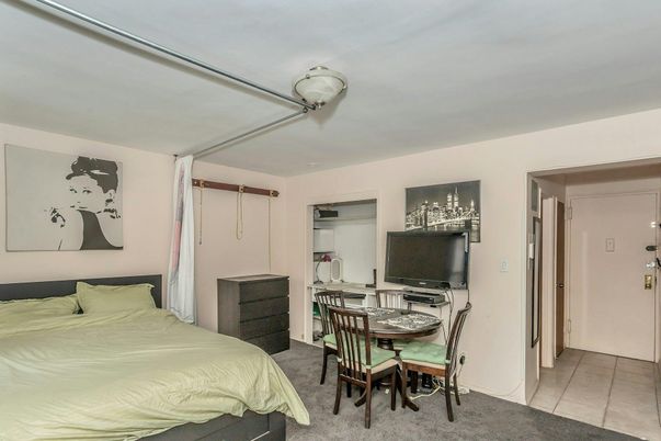 Bedroom, Dining room, Interior