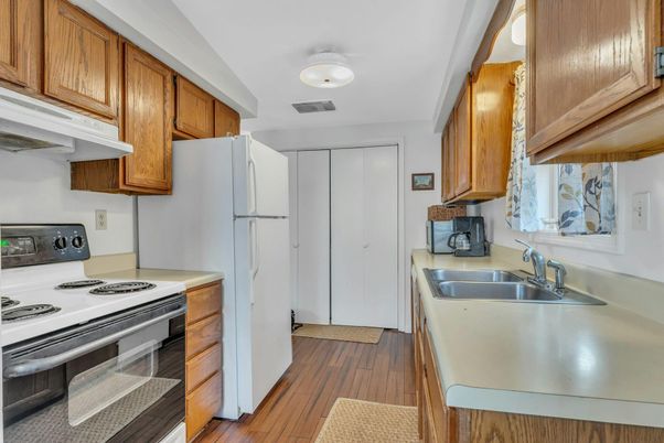 Interior, Kitchen, Wood Texture Flooring