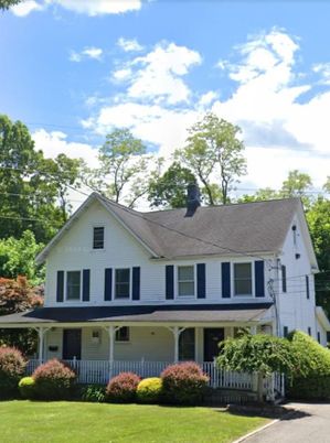 Exterior, Facade, Farmhouse