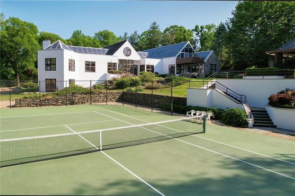 Exterior, Tennis Courts
