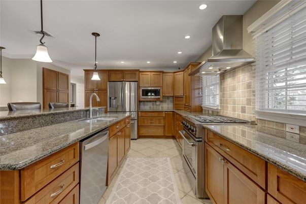 Interior, Kitchen, Pendant Lights, Recessed Lighting, Stainless Steel Appliances