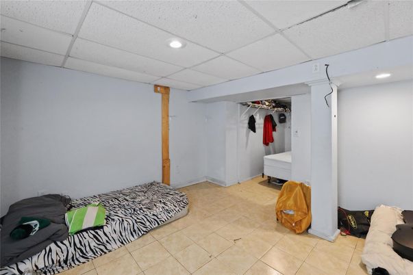 Interior, Recessed Lighting