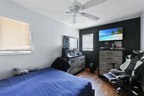 Bedroom, Home Office, Interior, Wood Texture Flooring