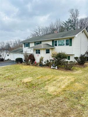 Attached, Backyard, Exterior, Facade, Split Level