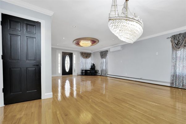 Chandelier, Empty room, Interior, Recessed Lighting, Wood Texture Flooring