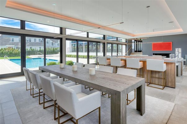 Dining room, Interior, Pendant Lights, Recessed Lighting