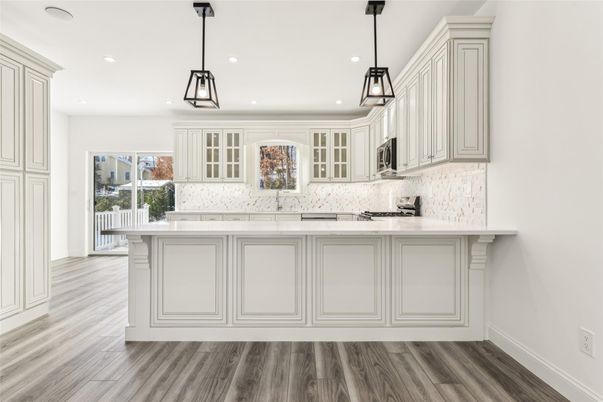 Interior, Kitchen, Pendant Lights, Recessed Lighting, Wood Texture Flooring